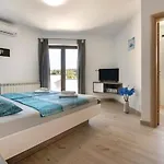 Lealeana Villa *