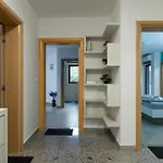 Lealeana Villa