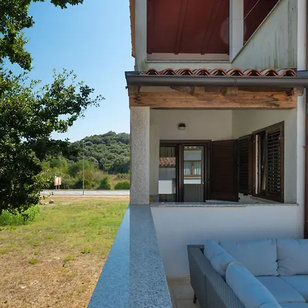 Lealeana Villa Pula
