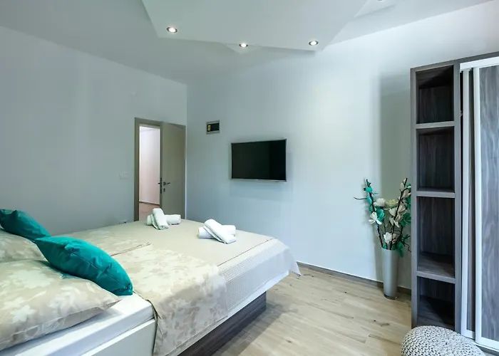 Villa Lealeana *