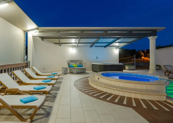 Villa Lealeana